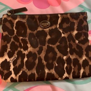 EUC Authentic Coach Make Up Bag